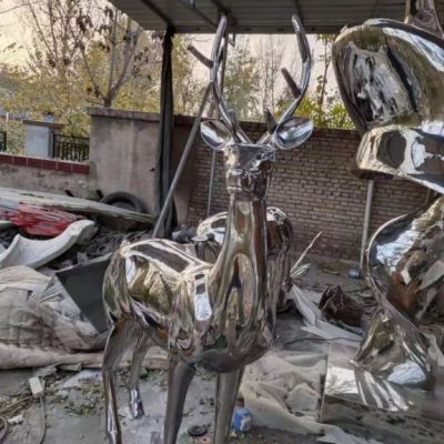 不锈钢镜面鹿雕塑 草坪动物摆件小鹿